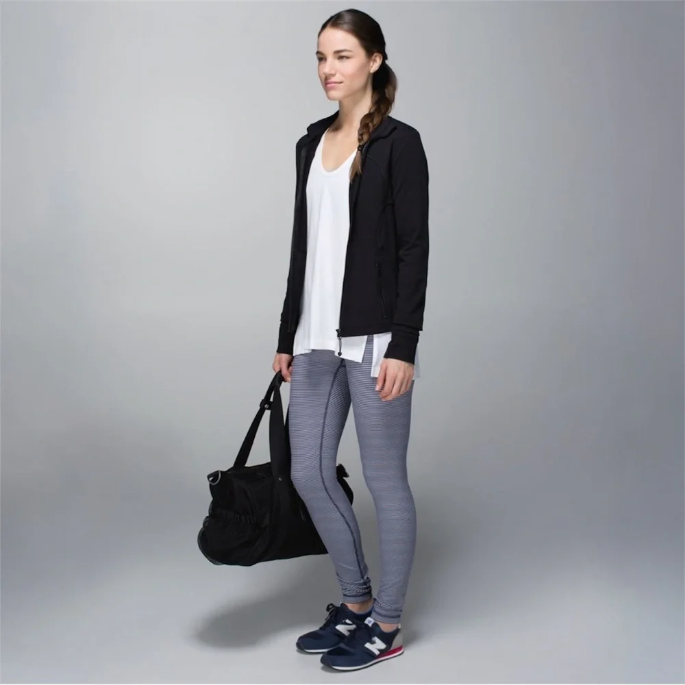 Lululemon Wunder Under Legging - Picture 2 of 15